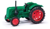 BUSCH 211006700 Traktor Famulus grün mit rote Felgen...