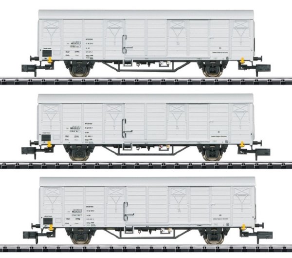 MINITRIX 15316 Set mit 3 Güterwagen, Bauart Ibblps DR Ep.IV Spur N