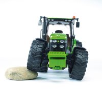 BRUDER® 03050 - Traktor John Deere 7930