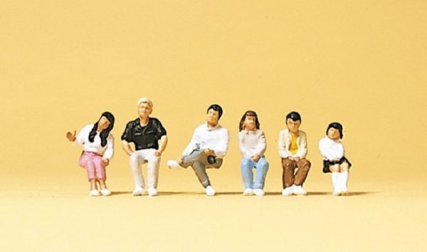 PREISER 75025 Sitzende Jugendliche Figuren-Set Spur TT