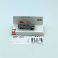 BUSCH Framo Halbbus graue Post 8666 Automodell 1:120