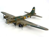 REVELL 04297 - B-17F Memphis Belle: Modellbausatz 1:48