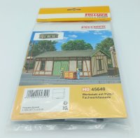 VOLLMER Werkstatt mit Ziegel-/Fachwerkfassade Bausatz 45640 Spur H0