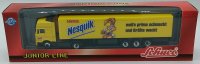 SCHUCO 23000 MAN F2000 Koffersattelzug Nesquik LKW-Modell 1:87