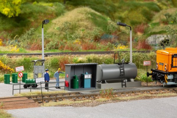 AUHAGEN Kleinlok-Tankstelle Bausatz 11469 Spur H0