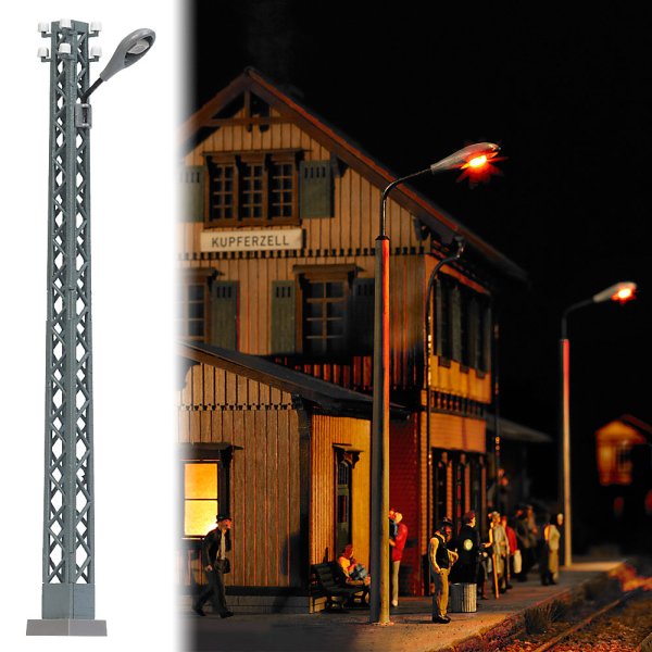 BUSCH Gittermast-Lampe 4131 Spur H0