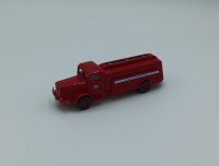 FLEISCHMANN Set mit Kesselwagen und LKW Esso DB Ep.III 99 5420 Spur H0