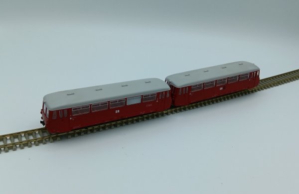 KRES 02840 Leichttriebwagen BR 172 mit Steuerwagen der DR Ep.IV Spur TT