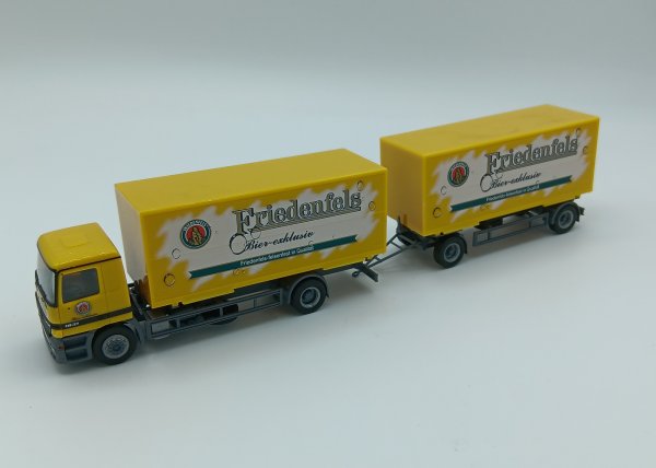 HERPA MB Actros M Hängerzug Friedensfels 147552 LKW-Modell 1:87