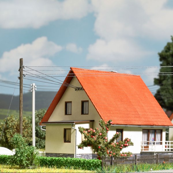 BUSCH Freileitung 2 Holzmasten 1753 Spur H0