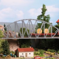 BUSCH Stahlbogenbrücke 8844 Spur TT