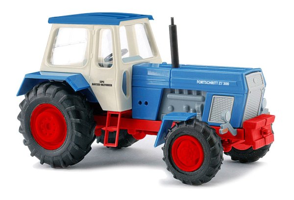 BUSCH Traktor Fortschritt ZT 300  Roter Oktober 8711 Landwirtschaftsmodell 1:120