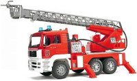 BRUDER MAN Feuerwehr mit Drehleiter, Wasserpumpe, Light...